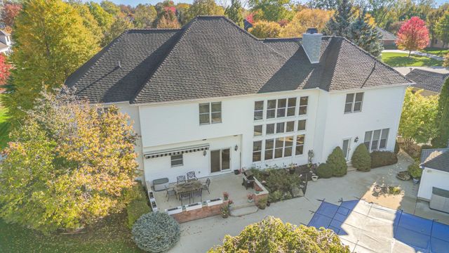 1545 Wedgewood Place, Essexville, MI 48732