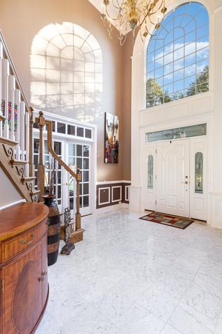 1545 Wedgewood Place, Essexville, MI 48732