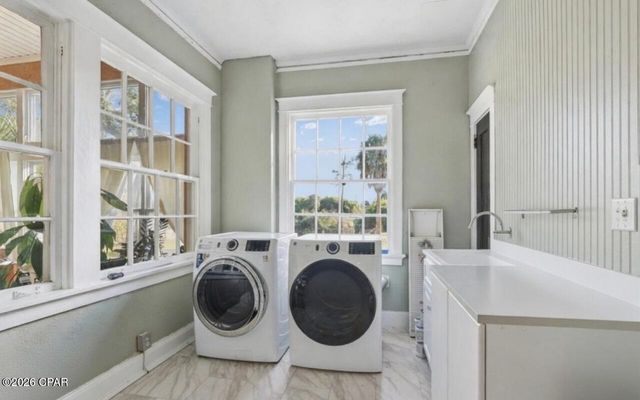 4245 Lafayette Street, Marianna, FL 32446