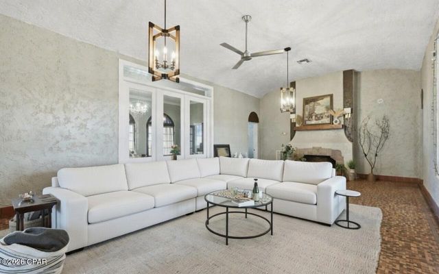 4245 Lafayette Street, Marianna, FL 32446