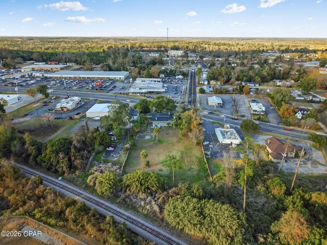 4245 Lafayette Street, Marianna, FL 32446