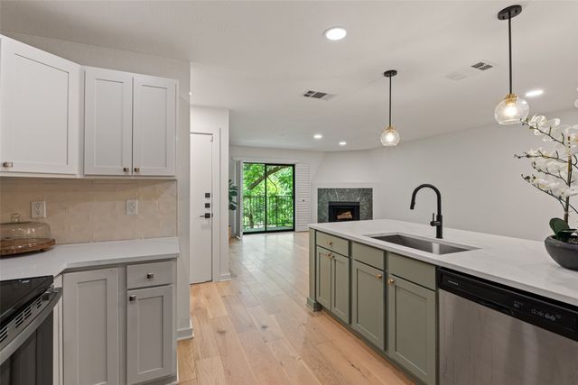 4777 Cedar Springs Road 3D, Dallas, TX 75219