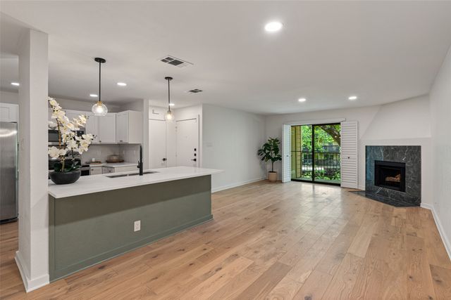 4777 Cedar Springs Road 3D, Dallas, TX 75219