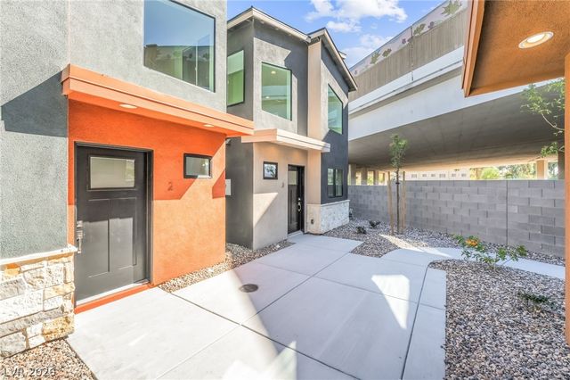 350 North 13th Street, Las Vegas, NV 89101