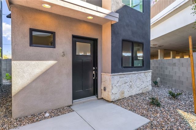 350 North 13th Street, Las Vegas, NV 89101