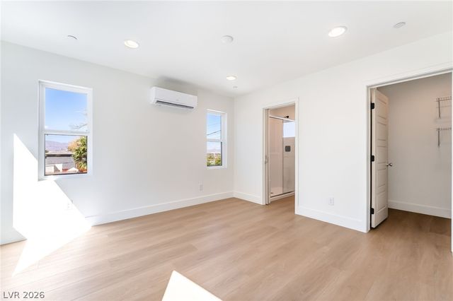 350 North 13th Street, Las Vegas, NV 89101