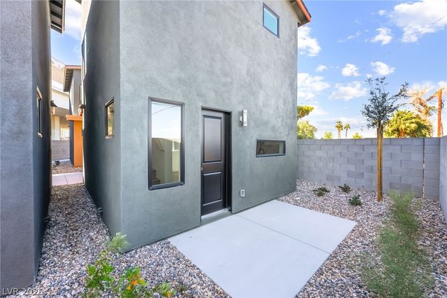 350 North 13th Street, Las Vegas, NV 89101