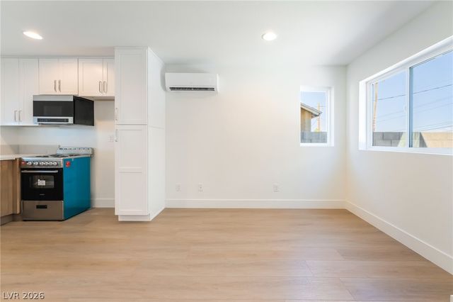 350 North 13th Street, Las Vegas, NV 89101