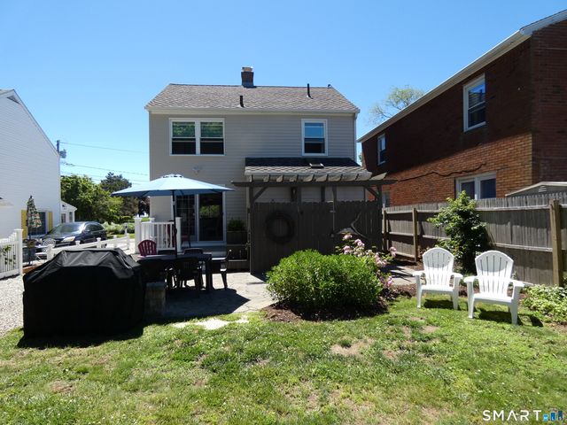13 Billow Road, Old Saybrook, CT 06475