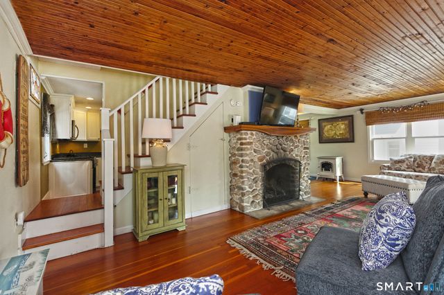 13 Billow Road, Old Saybrook, CT 06475