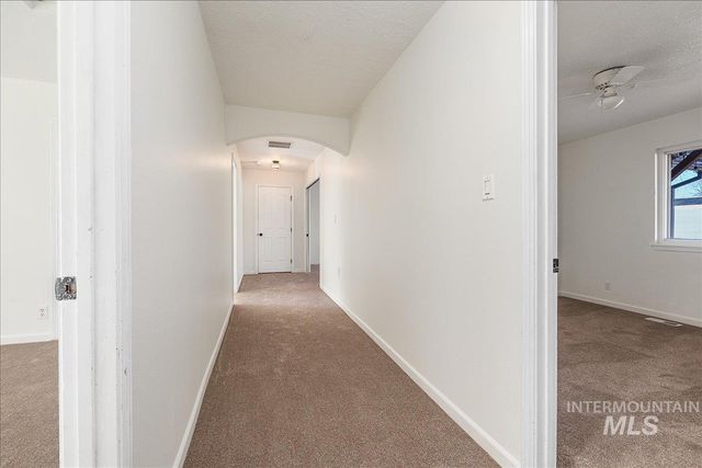 411 Hawthorne St., Nampa, ID 83686