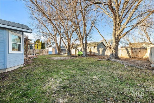 411 Hawthorne St., Nampa, ID 83686