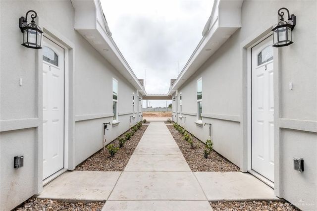 308 Retama Lane, Weslaco, TX 78596