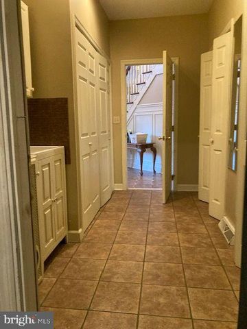 213 NORWEGIAN WOODS DR, Pottsville, PA 17901