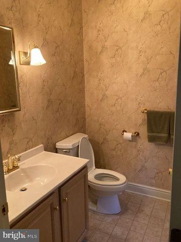 213 NORWEGIAN WOODS DR, Pottsville, PA 17901