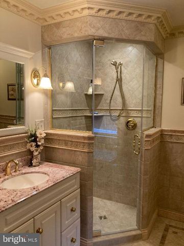 213 NORWEGIAN WOODS DR, Pottsville, PA 17901