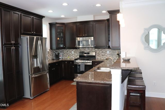 10510 Sablewood Drive 116, Raleigh, NC 27617