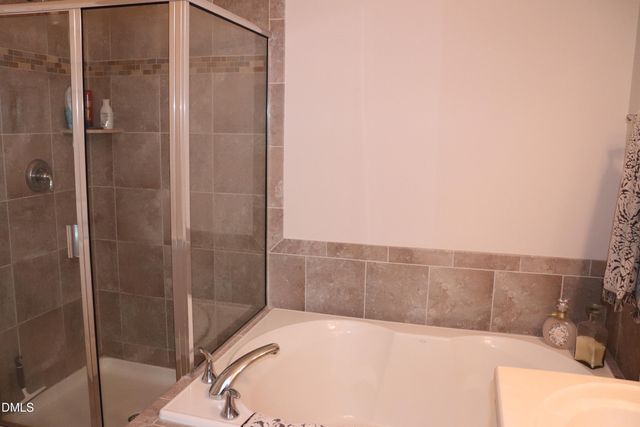 10510 Sablewood Drive 116, Raleigh, NC 27617