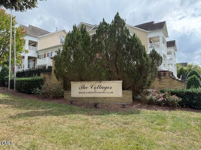 10510 Sablewood Drive 116, Raleigh, NC 27617