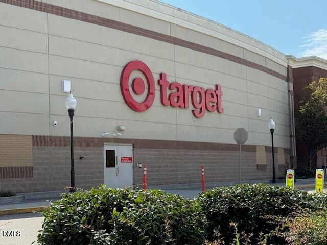 10510 Sablewood Drive 116, Raleigh, NC 27617