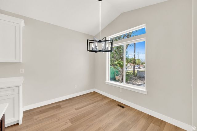 54 W WOODROW ST, Murray, UT 84107
