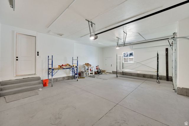 54 W WOODROW ST, Murray, UT 84107
