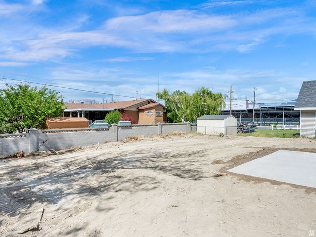54 W WOODROW ST, Murray, UT 84107