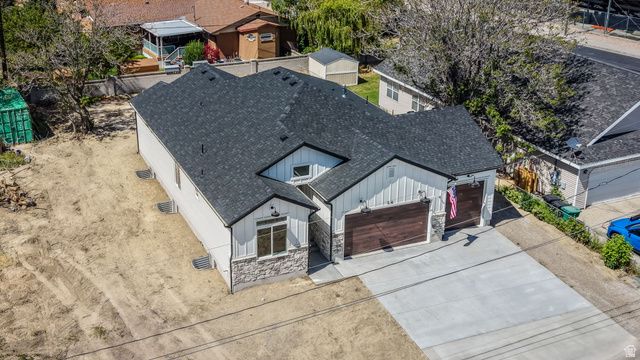 54 W WOODROW ST, Murray, UT 84107