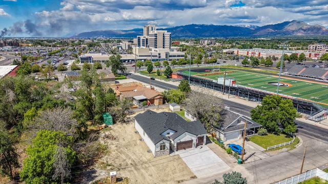 54 W WOODROW ST, Murray, UT 84107