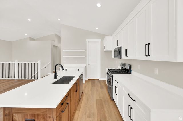 54 W WOODROW ST, Murray, UT 84107