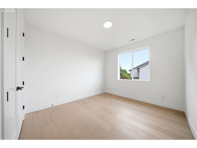 2144 37th St, Washougal, WA 98671