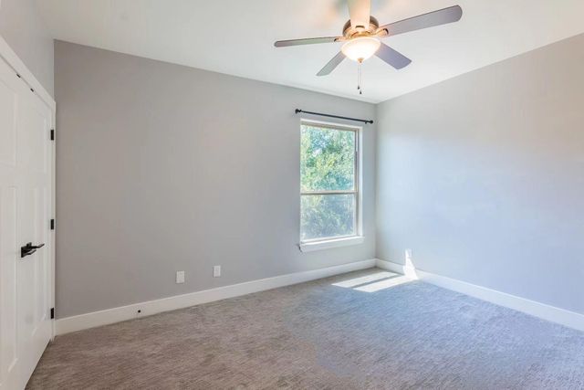 11727 Bell Ave B, Austin, TX 78759
