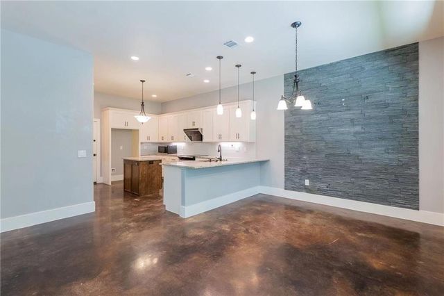 11727 Bell Ave B, Austin, TX 78759