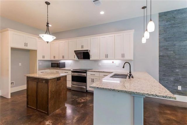 11727 Bell Ave B, Austin, TX 78759