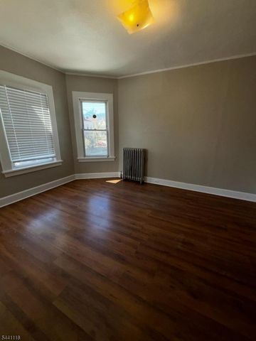 203 Lawrence St, Paterson City, NJ 07501