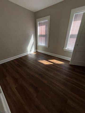203 Lawrence St, Paterson City, NJ 07501