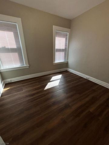 203 Lawrence St, Paterson City, NJ 07501