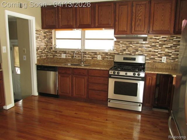 13072 Orchard Street, Southgate, MI 48195