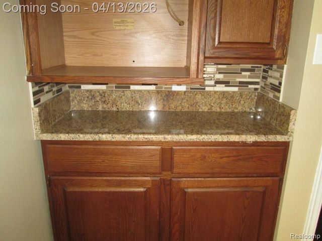 13072 Orchard Street, Southgate, MI 48195