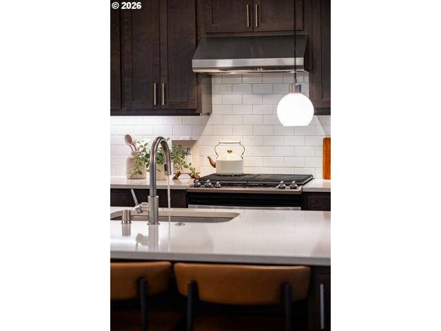 12300 Ne 56TH Ave, Vancouver, WA 98686