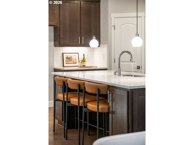 12300 Ne 56TH Ave, Vancouver, WA 98686