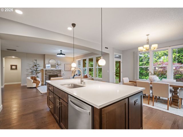 12300 Ne 56TH Ave, Vancouver, WA 98686