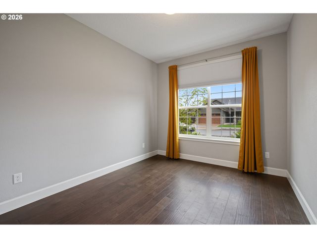 12300 Ne 56TH Ave, Vancouver, WA 98686