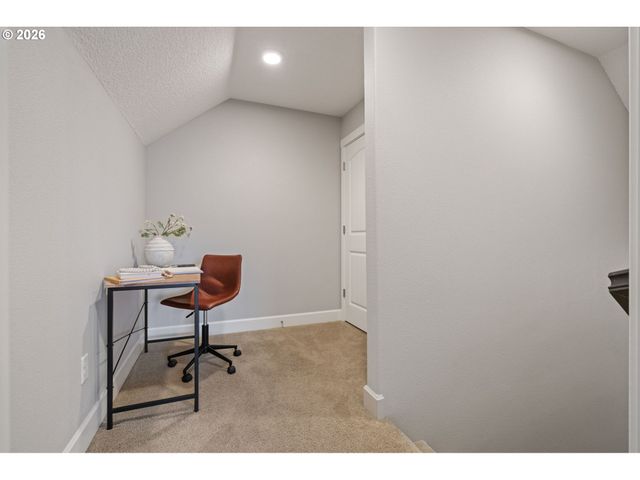 12300 Ne 56TH Ave, Vancouver, WA 98686