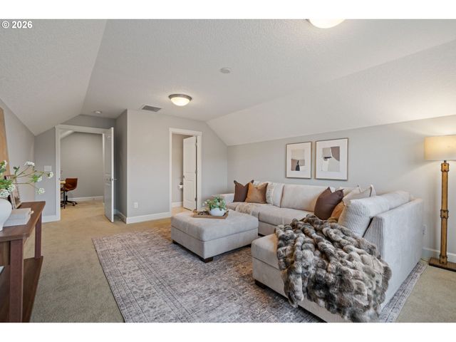 12300 Ne 56TH Ave, Vancouver, WA 98686