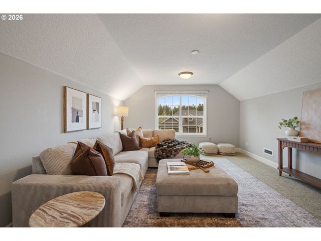 12300 Ne 56TH Ave, Vancouver, WA 98686