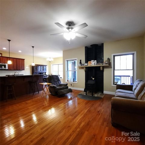 32 Bran Rick Lane, Arden, NC 28704