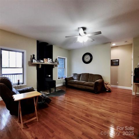 32 Bran Rick Lane, Arden, NC 28704