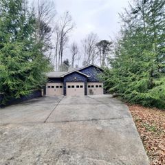 32 Bran Rick Lane, Arden, NC 28704