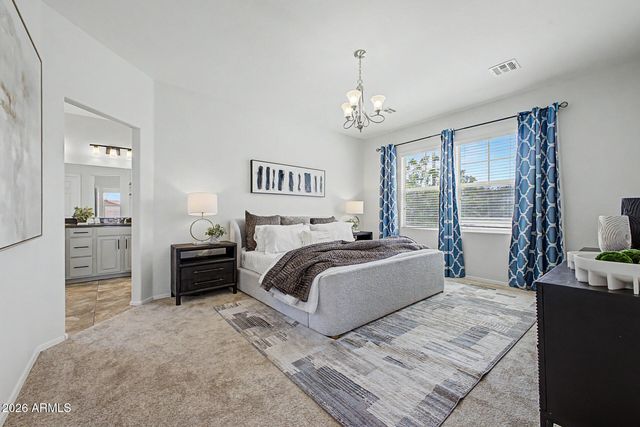 3957 S VINEYARD Court, Gilbert, AZ 85297